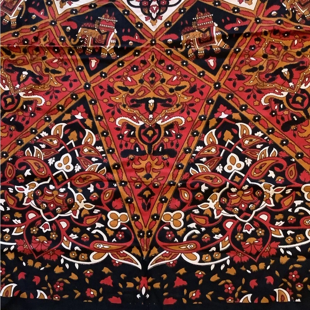NEW IN PACKAGE- Tapestry -Large Wall Tapestry or really cool flat bed sheet!